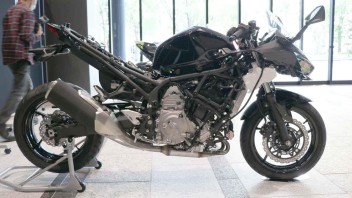 Moto - News: Kawasaki: nuovi brevetti per la Ninja ibrida