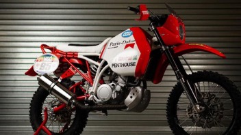 Moto - News: CCM Spitfire Rallye 600: la vintage enduro con il Dakar Spirit