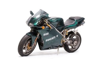 Moto - News: Ducati 998 Matrix: in vendita la serie speciale della SBK dedicata al film
