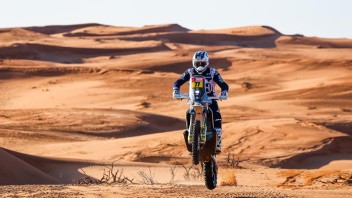 Dakar: È doppietta Husqvarna: Benavides soffia la vittoria a Howes nella 6^ tappa