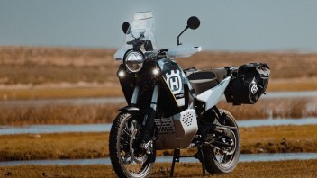 Moto - News: Husqvarna Motorcycles: 120 anni, iniziano i festeggiamenti con i test ride