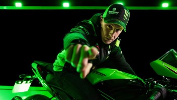 Moto - News: Kawasaki: arriva la nuova linea abbigliamento Racing