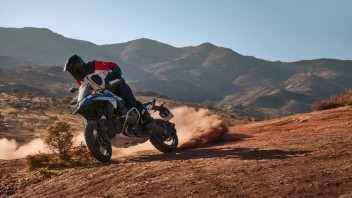 Moto - News: BMW R 1300 GS: cambio epocale per la nuova adventure di Monaco