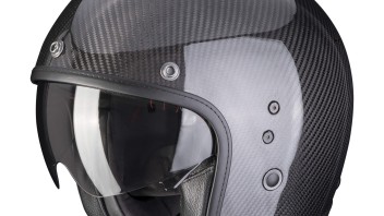 Moto - News: Scorpion Belfast Evo Carbon: il casco jet dal peso piuma