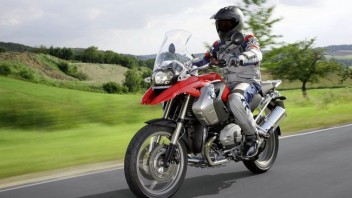 Moto - News: Comincia male il 2012 a due ruote