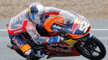 Moto - News: Moto3: la pioggia battezza Grotzkyj