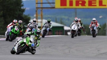 Moto - News: WSS: Gara interrotta, vince Foret