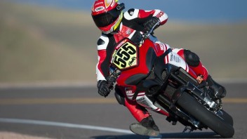 Moto - News: Ducati Multistrada domina a Pikes Peak