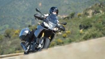 Moto - Test: Aprilia Caponord, divertimento attivo