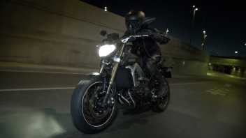 Moto - News: Svelata la MT-09: il lato oscuro di Yamaha