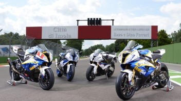 Moto - Test: BMW S 1000 RR, l'evoluzione della specie