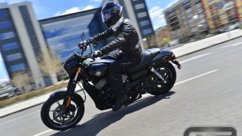 Moto - Test: Harley-Davidson Street 750: metallo facile