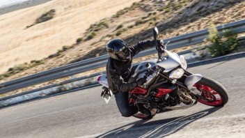 Moto - News: Triumph Street Triple RX: piccola peste