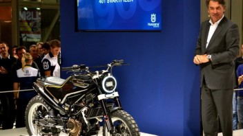 Moto - News: La nuova era Husqvarna: concept 401 e la 701 Supermoto