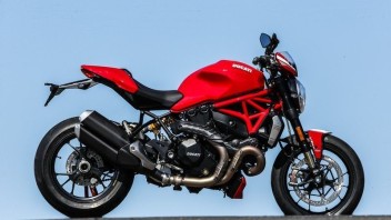 Moto - News: Ducati Monster 1200R: al  cuore del super mostro