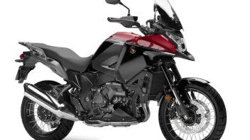 Moto - News: Honda, aggiornamenti per la VFR1200X Crosstourer