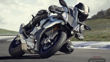 Moto - News: Yamaha YZF R1M, si prenota via Internet