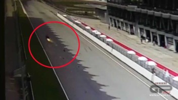 Loris Baz horror crash a 250 Km/h