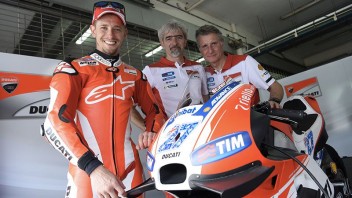 Stoner migliore Ducati, in pista anche il 3° giorno