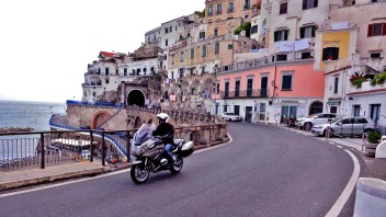 Playtime - Viaggi: Mototurismo: in Costiera Amalfitana con la BMW R 1200 RT