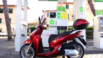 Moto - Scooter: Honda SH300i 2016 Euro4 - TEST CONSUMI