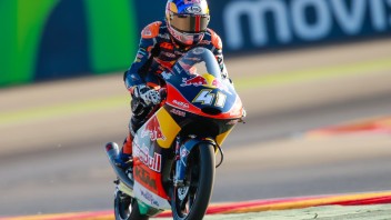 Binder, second, wins world title at Aragon