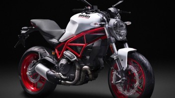 Moto - News: Ducati, Monster 797: il "piccolo" Mostro