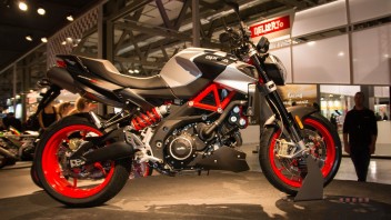 Moto - News: Aprilia Shiver 900: nuove performance
