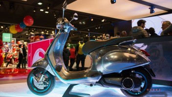 Moto - Scooter: Vespa goes electric: the legend embraces the future