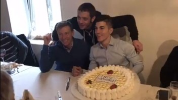 VIDEO. The first birthday of Vinales... withRossi