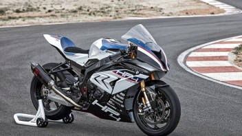 Moto - News: BMW HP4 Race: presentata la versione definitiva