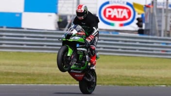SBK: Johnny Rea... bounces back. Sykes and Davies on the podium