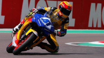 SBK: SS300: Garcia triumphs at Imola, snatching the win from Coppola