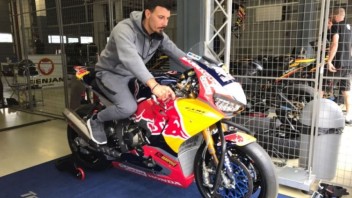 SBK: Giugliano-Honda: primo contatto al Lausitzring