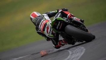 SBK: Test Lausitzring: Rea svetta, Aprilia sorprende con Laverty