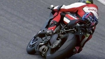 Moto - News: Ducati Panigale V-4: the voice of the beast