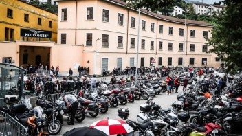 Moto - News: La pioggia non ferma i guzzisti: un successo gli Open House 2017