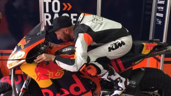 MotoGP: Cairoli takes measurements of KTM MotoGP