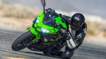 Moto - News: Kawasaki Ninja 400: sportiva senza paura 