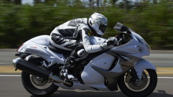 Moto - News: Suzuki: torna la Hayabusa nel 2019