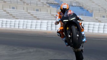 Moto - News: Stoner tester sulla Panigale V4: "Voleva proprio correre"