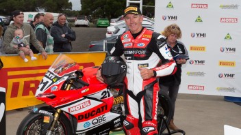SBK: What a show by Bayliss! 2nd in in the Phillip Island race