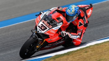 SBK: Melandri: ho sofferto con la stabilità sul dritto