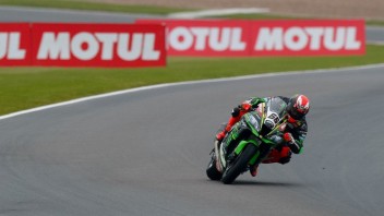 SBK: Sykes risponde a Rea facendo sua la FP2 a Donington