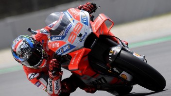 MotoGP: Barcellona: Lorenzo non si ferma, Dovizioso a terra