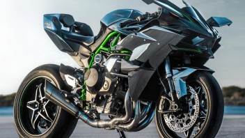 Moto - News: La Kawasaki H2R pronta al decollo con "Maverick"