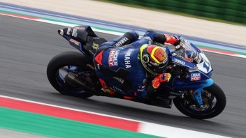 SBK: SS600: Cortese beffa Caricasulo nel warm up