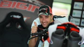 SBK: ELF CIV: a Misano Matteo Ferrari cerca la fuga 