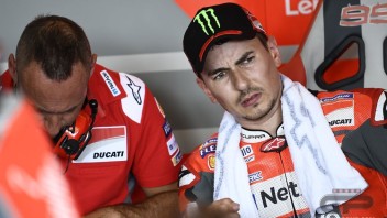 MotoGP: Lorenzo: &quot;Serve un cambio radicale sulla mia Ducati&quot;