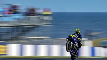 MotoGP: Tentazione Rossi: la vittoria in Australia pagata a 15